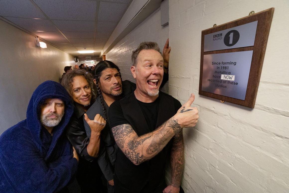 Photo gallery from the gig in London, England shot on November 17, 2016